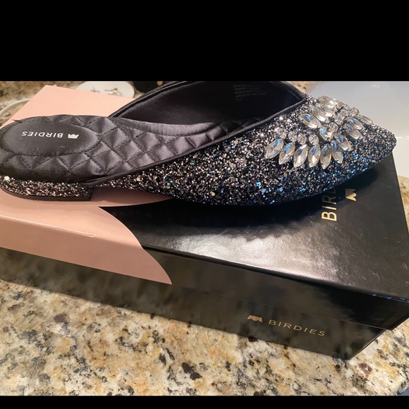 Birdies the Swan Flats - Picture 7 of 8